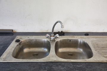 Washing basin kitchen sink in an old house