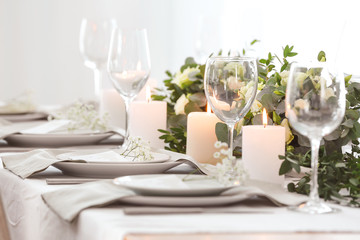 Beautiful table setting with floral decor