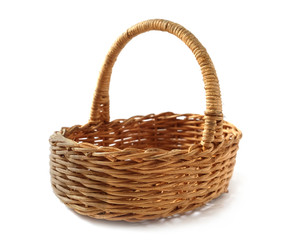 Fototapeta na wymiar emply wooden basket on white background isolate image