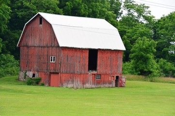 Fototapeta na wymiar Old country barn