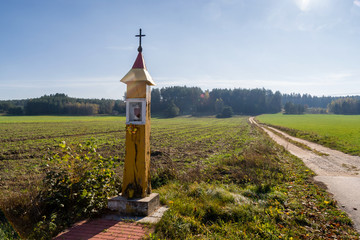 Wzgórza Sokólskie, Tradycyjna architektura drewniana, Krzyże i kapliczki © podlaski49