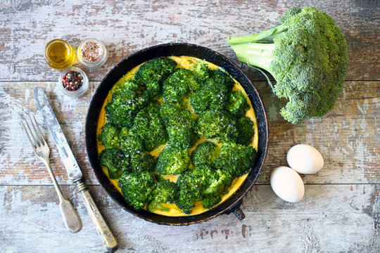 Broccoli Casserole. Keto Diet. Omelet With Broccoli And Eggs. Broccoli Frittata. Selective Focus. Macro.