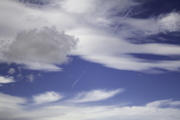 Obraz premium Sky with contrails