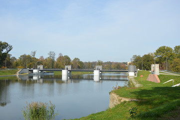 NYSA  -ZASUWA WODNA © jaceka
