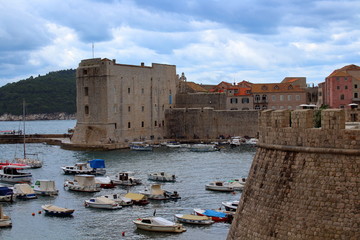 Fototapeta na wymiar Old Port in Dubrovnik