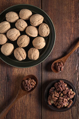 Walnuts whole and peeled