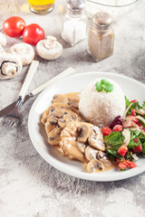 Chicken escalopes with champignion in creamy sauce