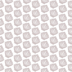 Seamless pattern with seashell on white.
