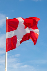 Drapeau du Danemark dans le vent