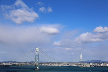 冬の明石海峡大橋