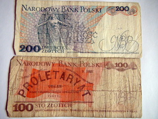 Numismatic History: Money Signs of Poland's First Years of Independence from the Occupation and Economic Pressure of the Soviet Union. Polish zloty.