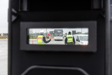 Polizeikontrolle auf einer Autobahn
