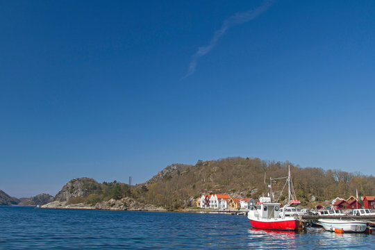 Fischkutter in Bjornevag am Spindsfjorden