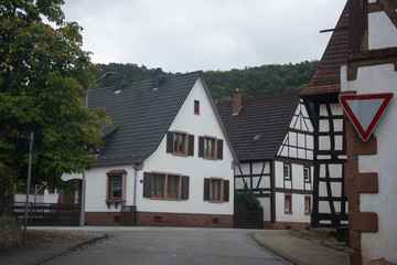 Give way to all drivers in Germany