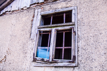 Fototapeta na wymiar old window rural house