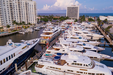 Fototapeta na wymiar Luxury yachts for sale at the Fort Lauderdale boat show 2019