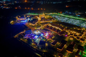 Obraz premium Aerial view of Legend Siam with symphony light show at night, Pattaya Thailand. Select focus.