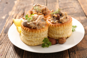 vol au vent, puff pastry with mushroom, chicken and chestnut