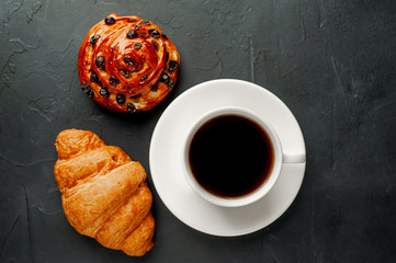 coffee, cup, breakfast, drink, croissant, food, beverage, pastry, black, white, cake, cafe, snack, dessert, sweet, morning, hot, baked, espresso, bread, brown, caffeine, tea, meal, table