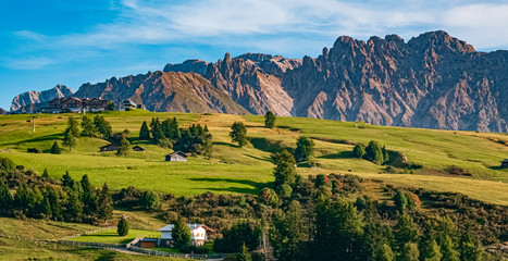 Fototapeta na wymiar Beautiful alpine view at the famous Seiser Alm, South Tyrol, Italy