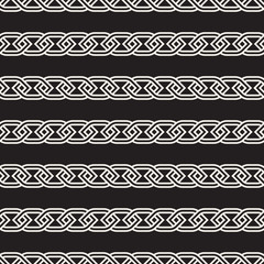 Vector seamless interlaced stylish pattern. Repeating geometric tiles with weaved bold lines.