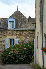 Fototapeta na wymiar detail view of the historic monument village of Rochefort-en-Terre with ist famous stone houses