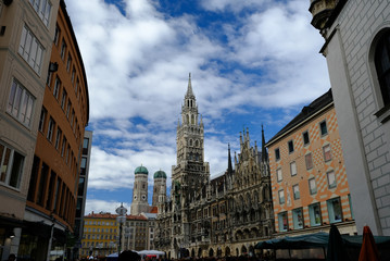 Fototapeta na wymiar New Town Hall at the Marienplatz in Munich