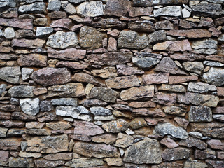 Pared de piedra sin cemento.