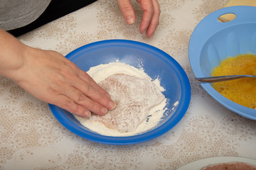 Cutlets with melted cheese  ,Recette de Chaussons panés (cordon bleu maison),method of preparation