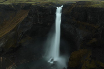 Fototapeta na wymiar waterfall 