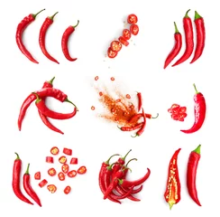  Set met hete chili pepers geïsoleerd op wit © Pixel-Shot