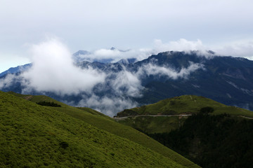 Fototapeta na wymiar Taiwan’s Hehuan Mountain often has misty and beautiful scenery like a fairyland