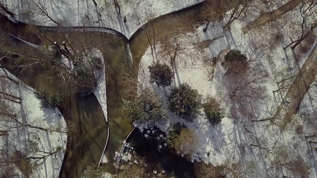 M&uuml;nchen im Winter von oben mittels einer Drohne aufgenommenes Video