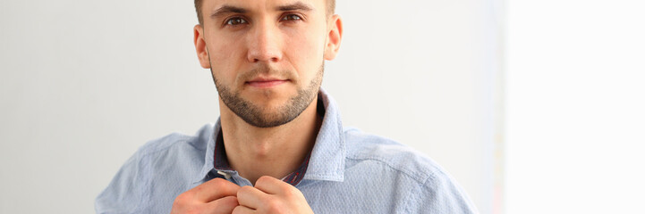 Obraz premium Serious handsome brunet