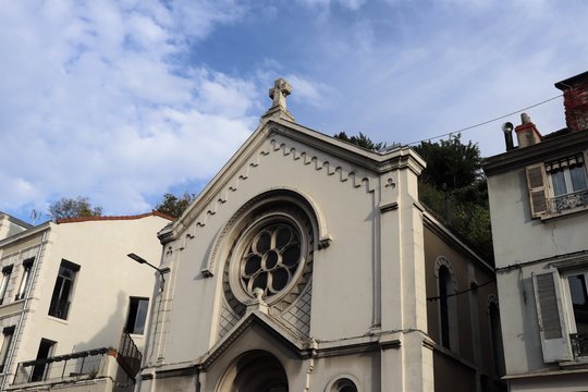 Temple protestant - Eglise protestante r&eacute;form&eacute;e de France dans la ville de Vienne - D&eacute;partement de l'Is&egrave;re - France - Vue ext&eacute;rieure