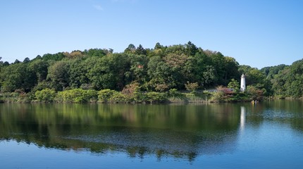 Fototapeta na wymiar 宮沢湖と灯台4