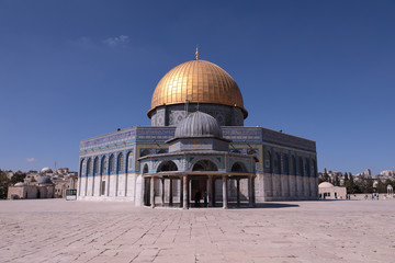 Obraz premium Jerusalem \ Israel - October 14 2017: A view at Al Aqsa mosque