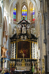 Fototapeta na wymiar Altar in the interior of Saint Nicholas Church (Sint-Niklaaskerk) in Ghent, Belgium