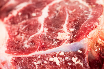 Osobuco carne cruda en filete vista de cerca macro textura