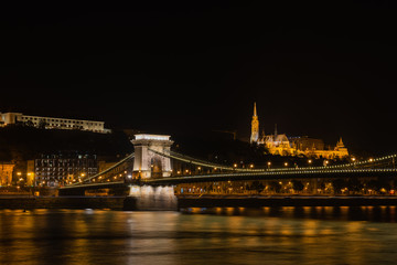 Naklejka premium pont des chaînes 