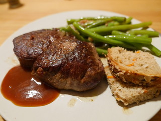 Steak mit Bohnen