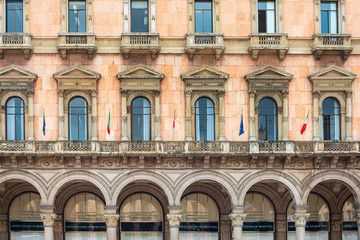 Obraz premium MILAN, ITALY - May 29, 2018: antique city building in Milan, italy