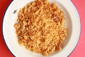Las migas is a typical Spanish dish made with crumbs, onions and chorizo