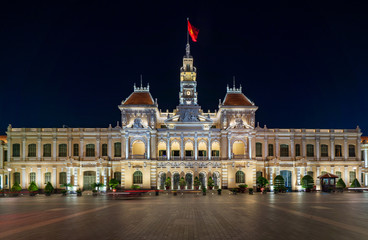 Fototapeta na wymiar Ho Chi Minh City Hall at night