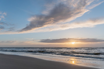 Sonnenuntergang am Meer – Nordsee, Niederlande