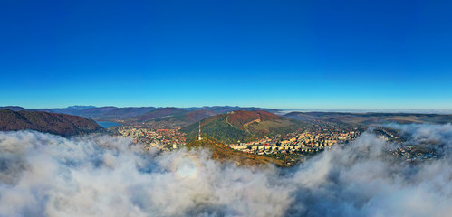 Fototapeta na wymiar Autumn city panorama from above