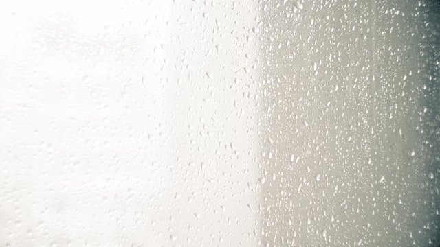 Vidrio con gotas de lluvia