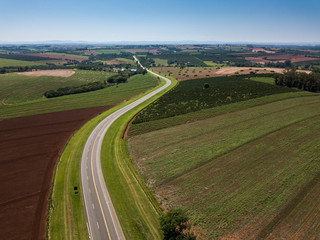 estradas rodovias aAgronegócio Café plantação em fazenda 