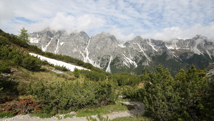 Fototapeta na wymiar Bergpanorama in Tirol.