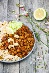 Curry de pois chiches avec du riz